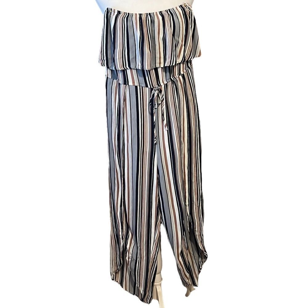 Hers & Mine szS strapless slit leg stripped jumpsuit w/attached shorts GUC